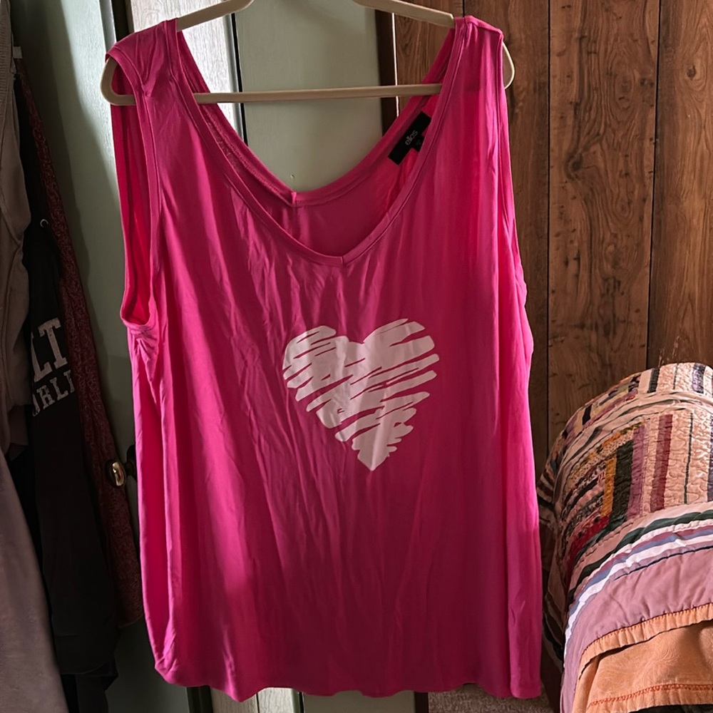 Ellos brand 26/28 pink tank top—it is oversized. No tags but never been worn!!!